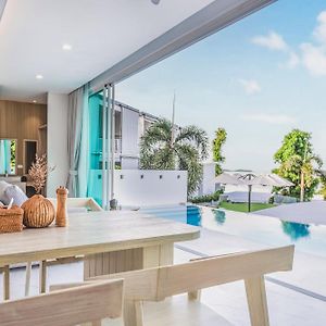 Replay Pool Villa